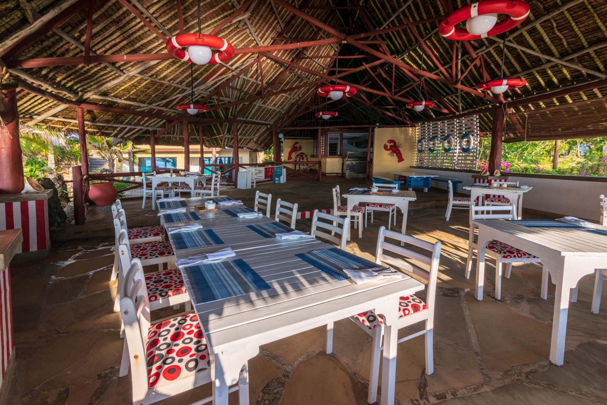Bahari Beach Hotel Mombasa Dış mekan fotoğraf