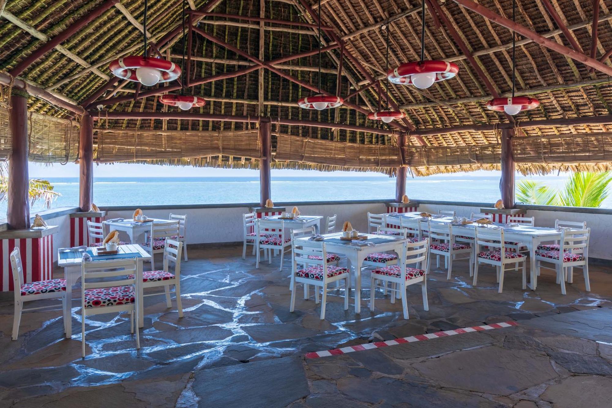 Bahari Beach Hotel Mombasa Dış mekan fotoğraf