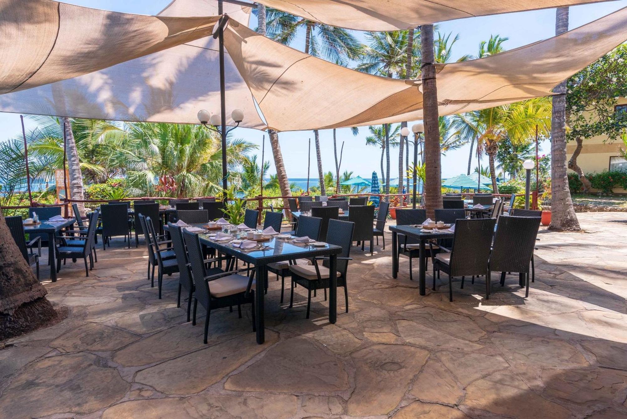 Bahari Beach Hotel Mombasa Dış mekan fotoğraf