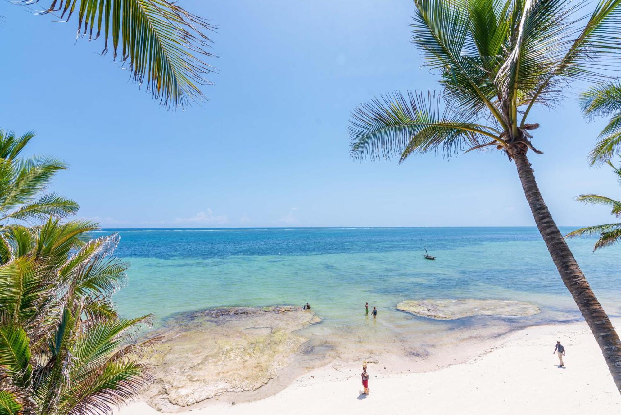 Bahari Beach Hotel Mombasa Dış mekan fotoğraf